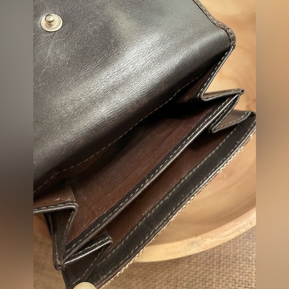 Gucci monogram key case - Picture 12 of 17